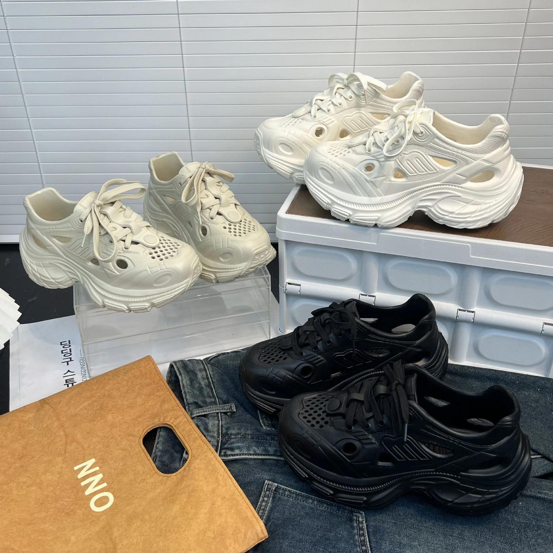 Damen sportliche High-Performance Sneakers mit atmungsaktiver Netzstruktur Heidi Mode - Image 4