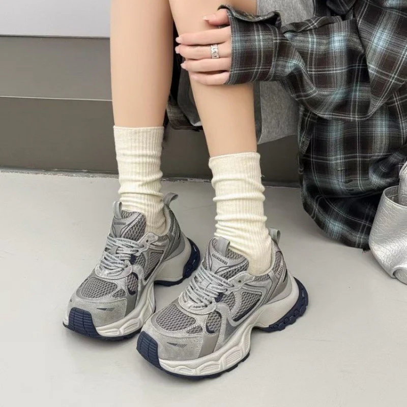 Damen Sportliche High-Performance Sneakers mit leichtem Mesh-Obermaterial und stoßdämpfender Sohle Heidi Mode - Image 2