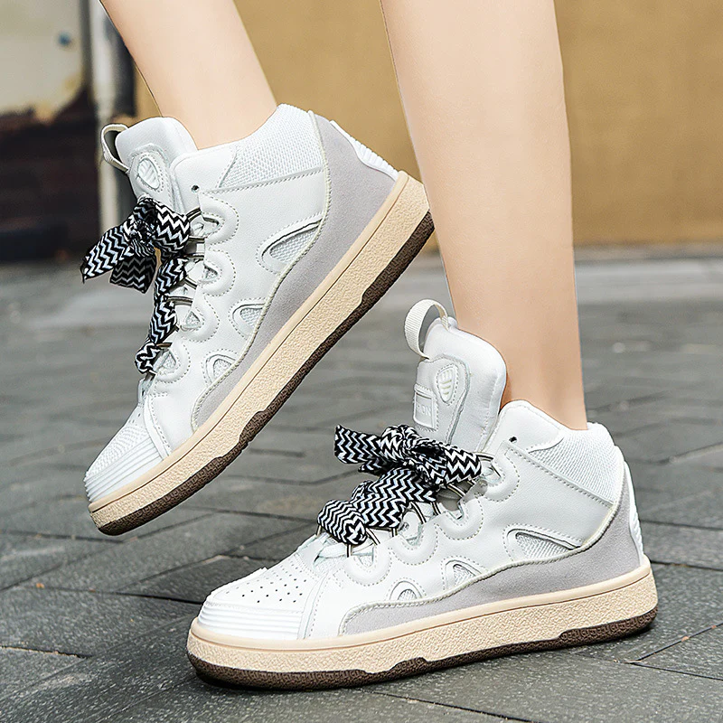 Damen Sportliche High-Top Sneakers mit innovativem Mehrfarbigem Schnürsystem Heidi Mode - Image 2