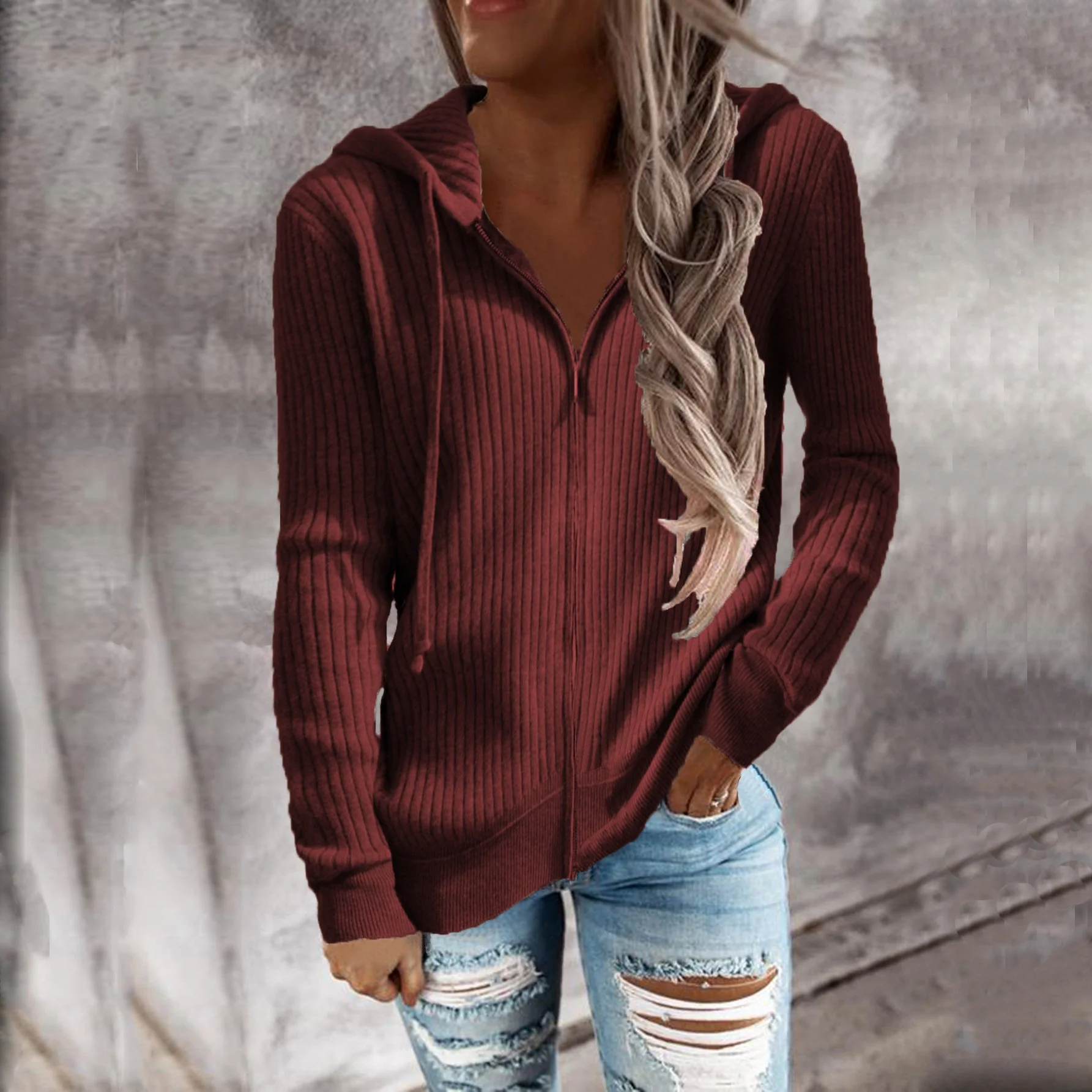 Damen Sportliche Kapuzenjacke mit Strukturierter Rippoptik und Praktischen Taschen Heidi-Mode - Image 11