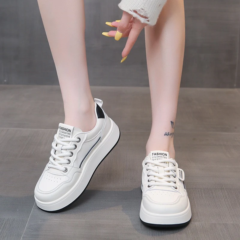 Damen Sportliche Komfort Sneakers mit dämpfender Sohle Heidi Mode - Image 4