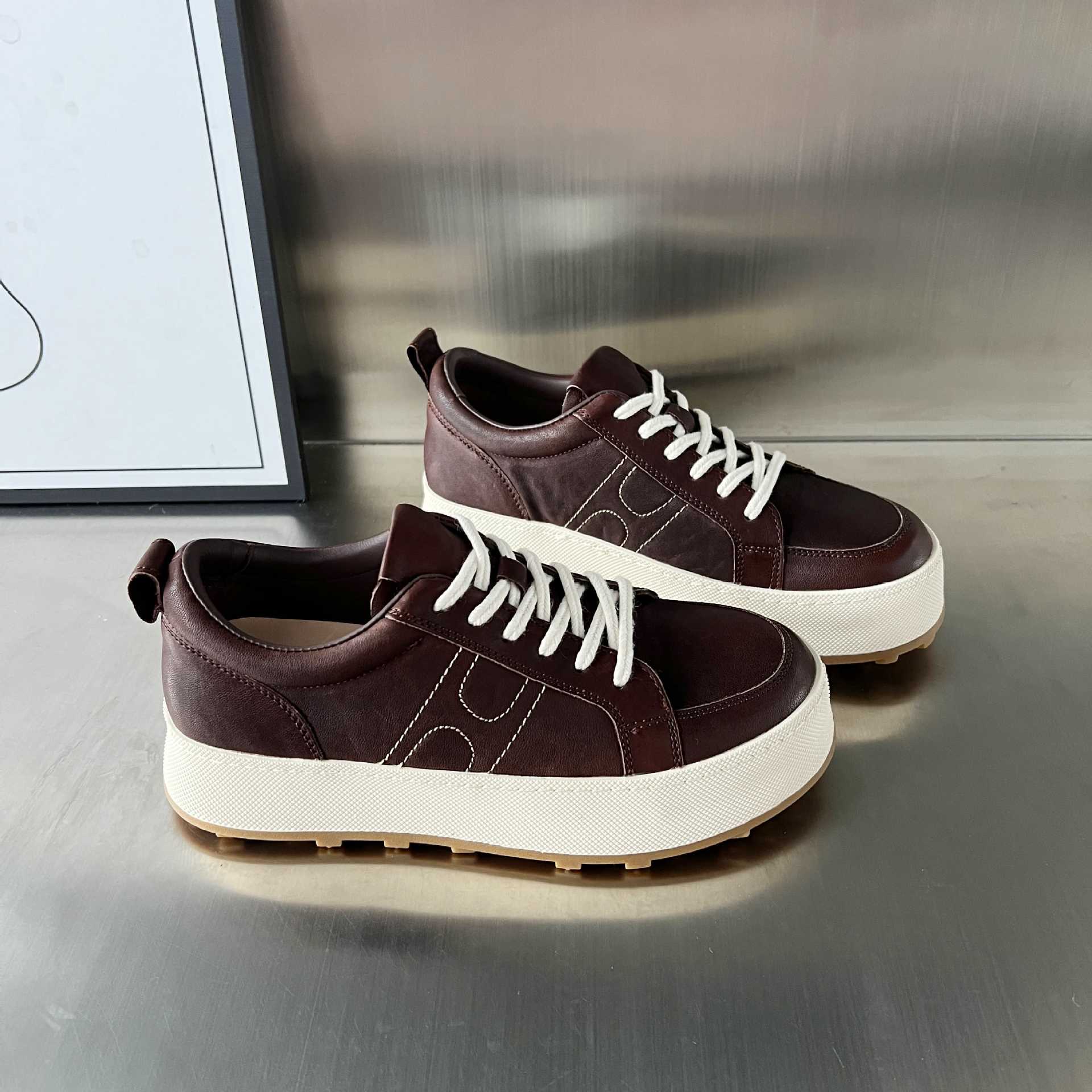 Damen Sportliche Lace-Up Sneakers mit komfortabler Plateau-Sohle Heidi Mode - Image 5