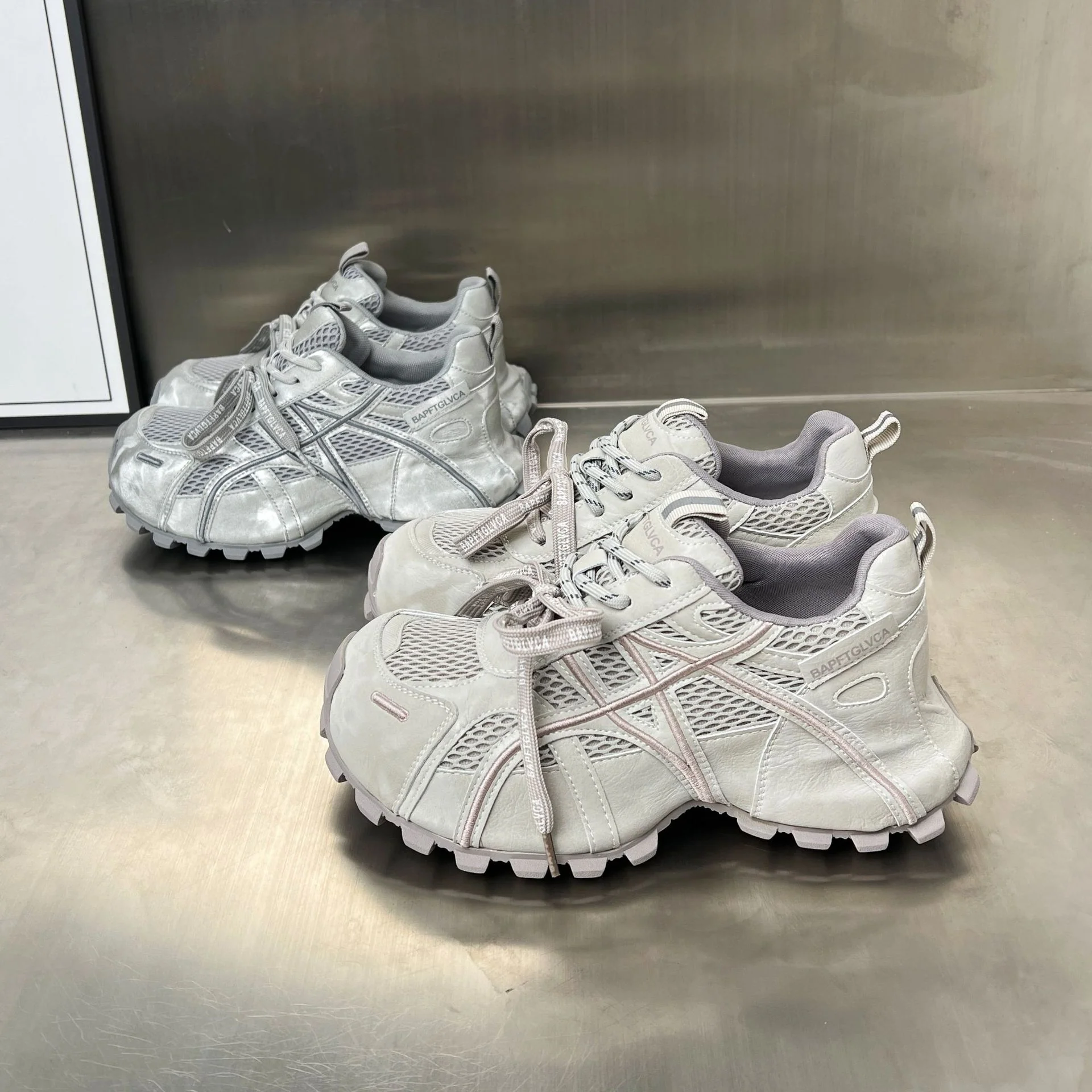 Damen Sportliche Lauf-Schuhe mit atmungsaktiver Netztechnologie und dämpfendem Fußbett Heidi Mode - Image 3