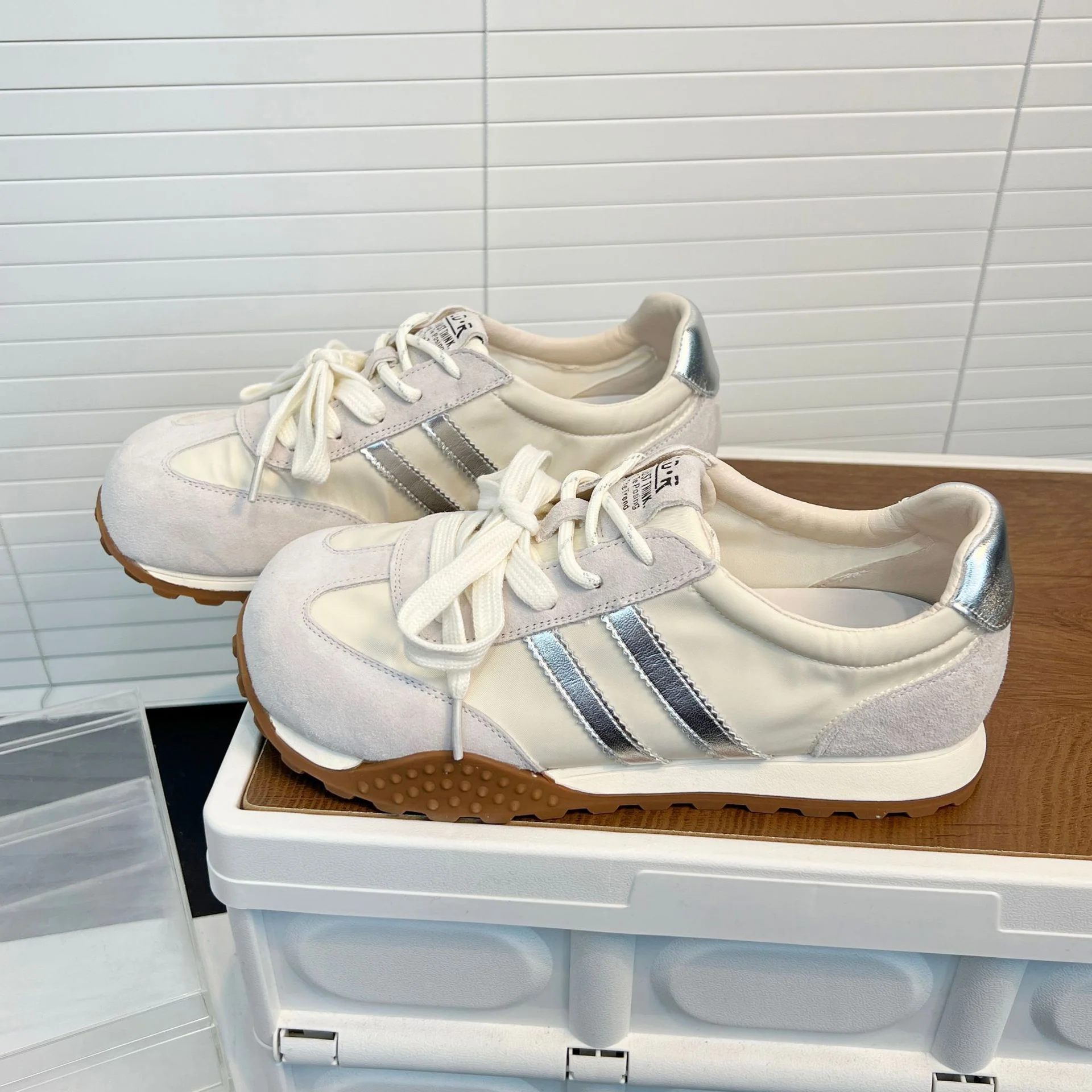 Damen Sportliche Lauf-Sneaker mit atmungsaktivem Obermaterial und stabiler Sohle Heidi Mode - Image 2
