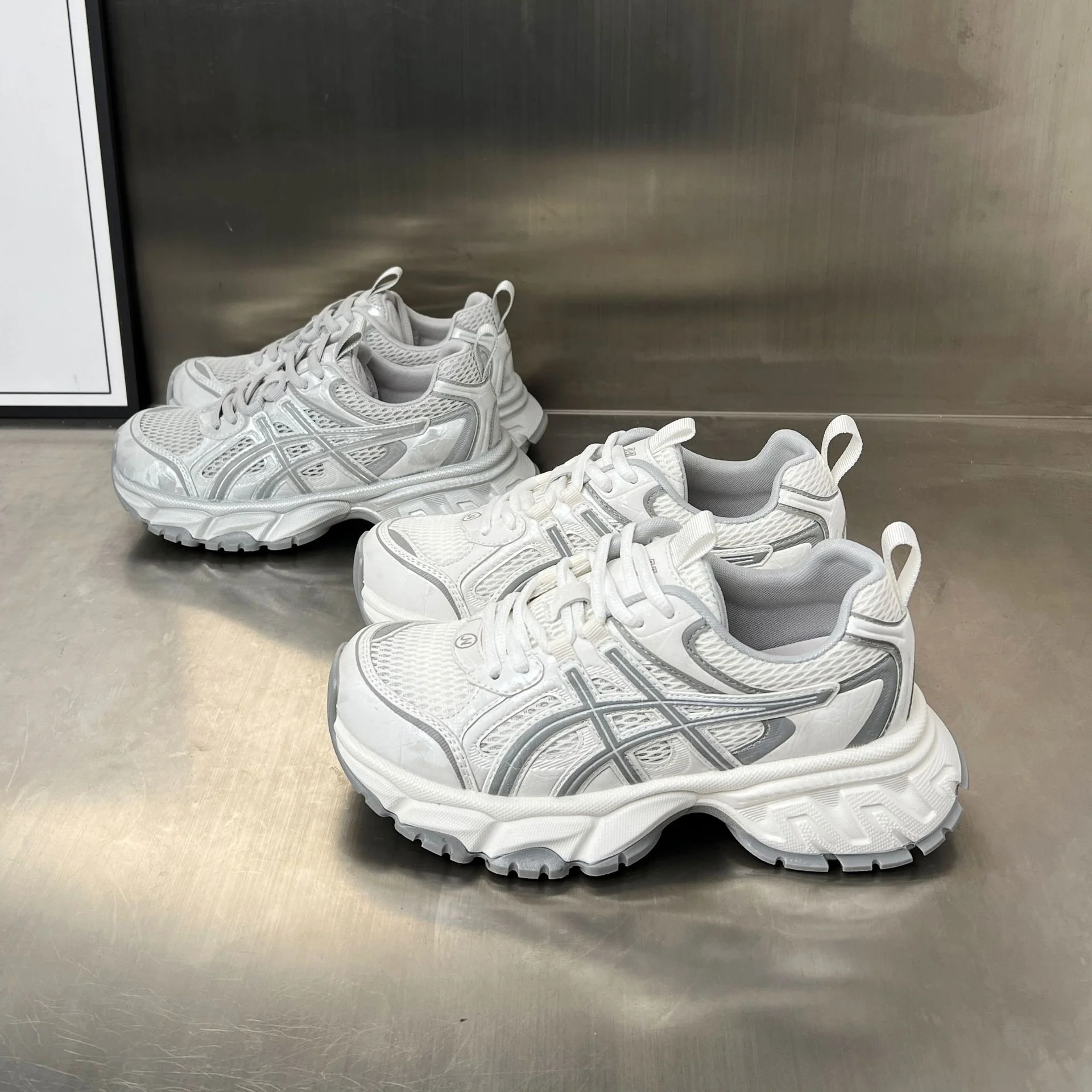 Damen Sportliche Lauf-Sneaker mit atmungsaktiver Mesh-Oberfläche und dämpfendem Fußbett Heidi Mode - Image 3