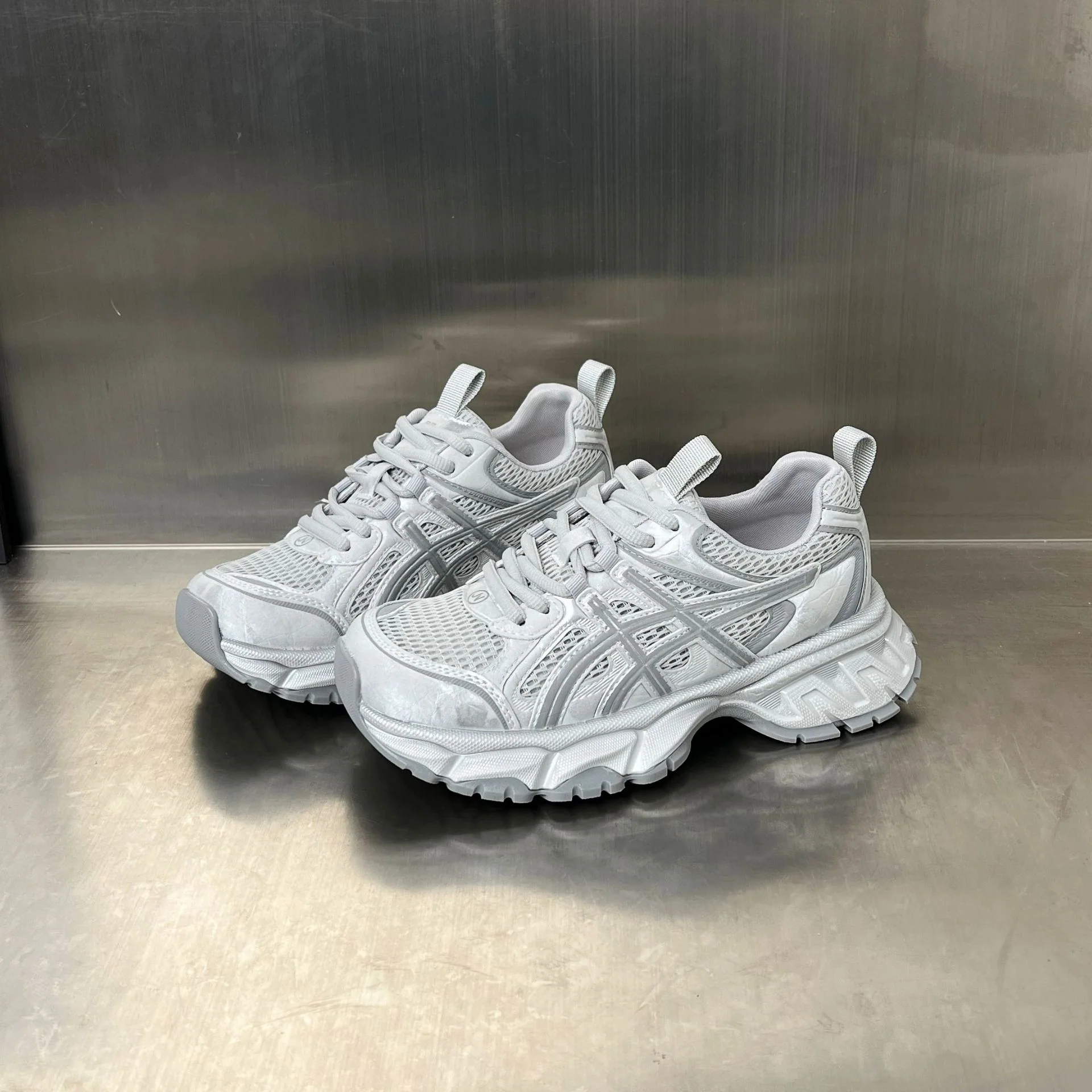 Damen Sportliche Lauf-Sneaker mit atmungsaktiver Mesh-Oberfläche und dämpfendem Fußbett Heidi Mode - Image 7