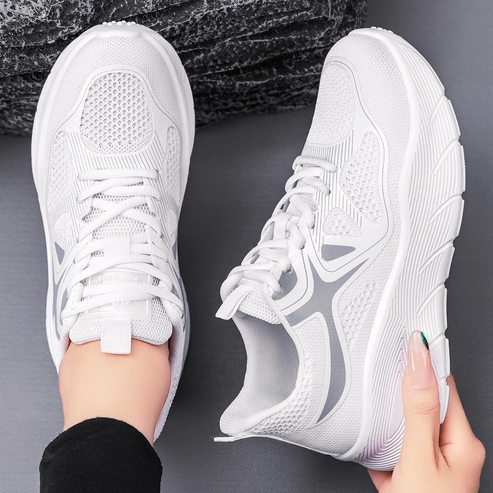 Damen Sportliche Lauf-Sneaker mit ergonomischer Dämpfungstechnologie Heidi Mode - Image 3