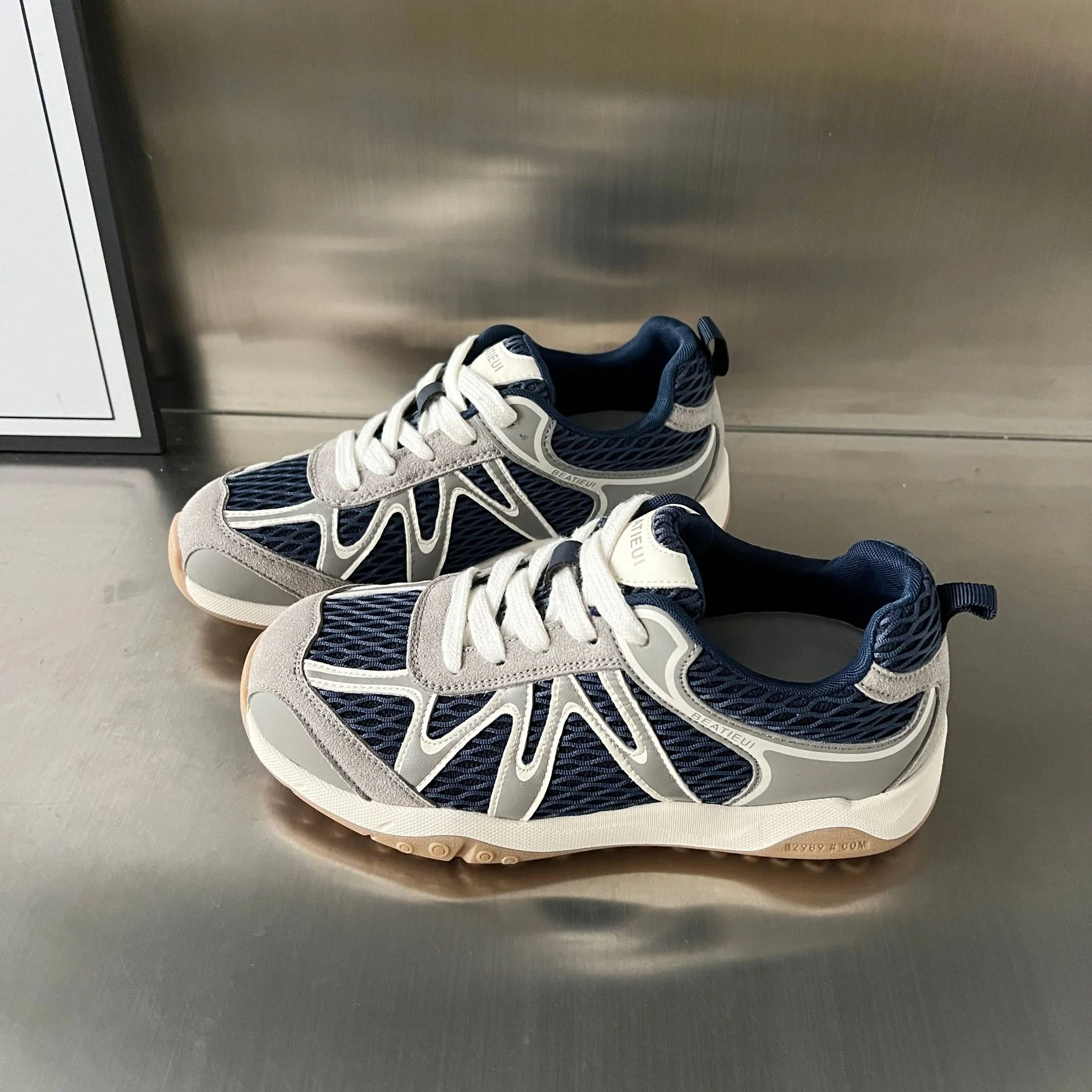 Damen Sportliche Lauf-Sneaker mit flexiblem Mesh und rutschfester Sohle Heidi Mode - Image 7