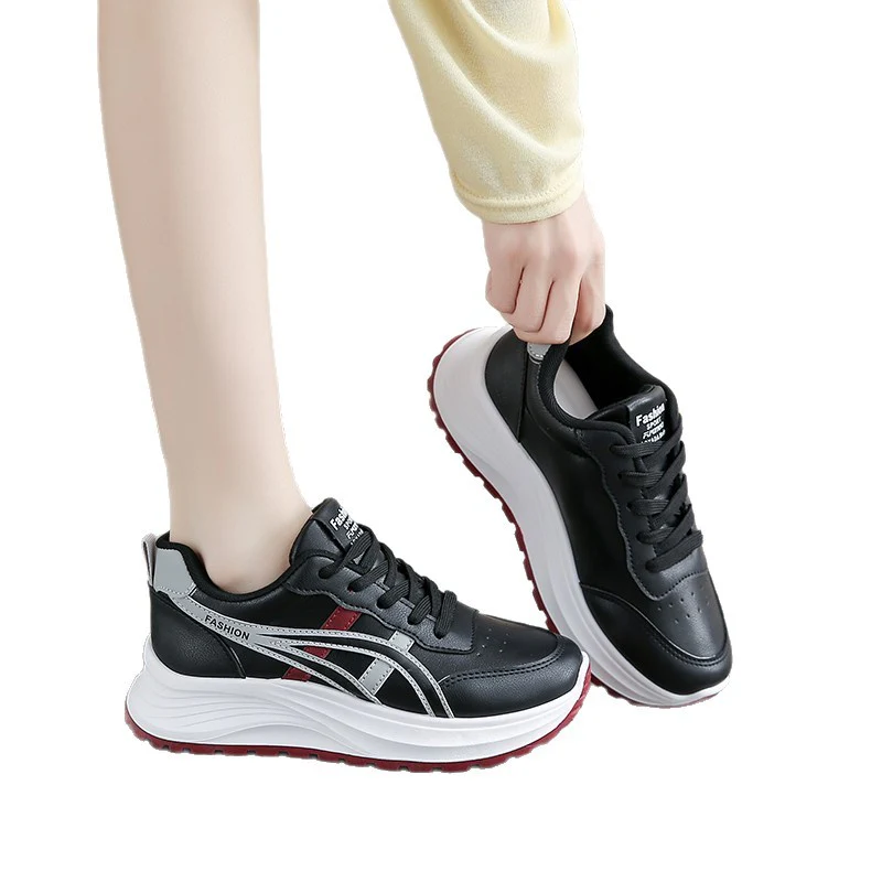 Damen Sportliche Lauf-Sneaker mit gepolsterter Sohle Heidi Mode - Image 5