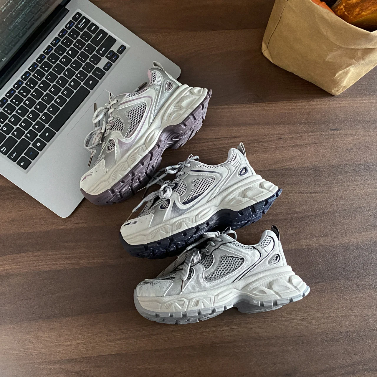 Damen Sportliche Lauf Sneakers mit atmungsaktiver Mesh-Oberfläche und robustem Sohlenprofil Heidi Mode - Image 4