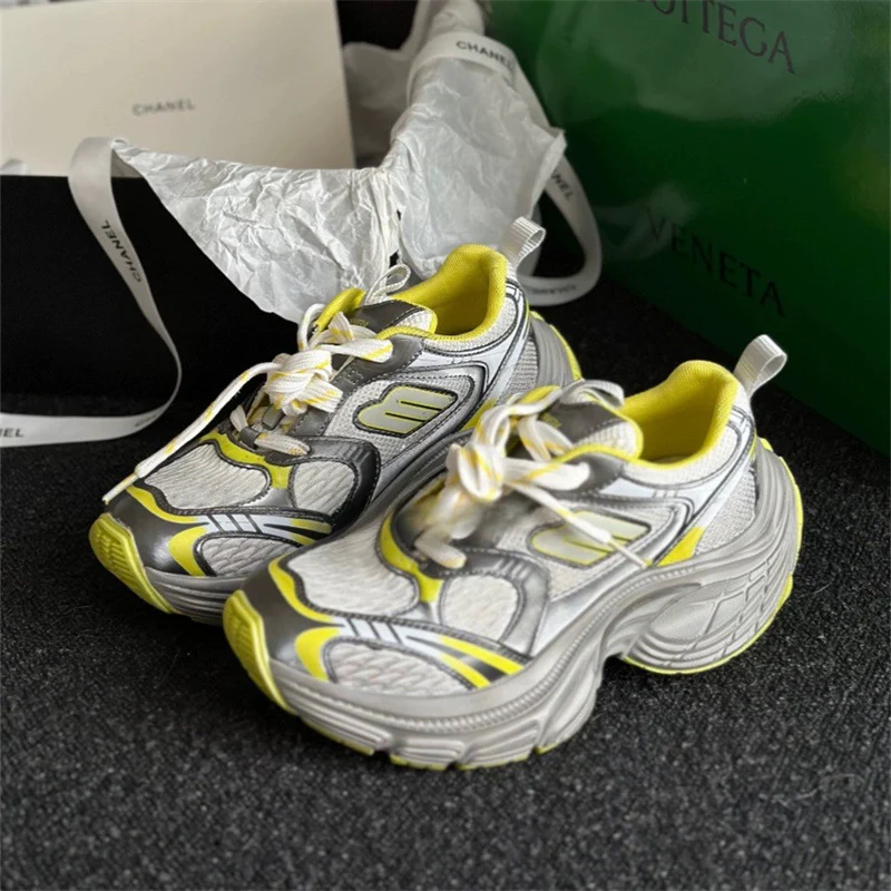 Damen Sportliche Läufersneaker mit ergonomischem Sohlenprofil und atmungsaktivem Mesh-Obermaterial Heidi Mode - Image 4