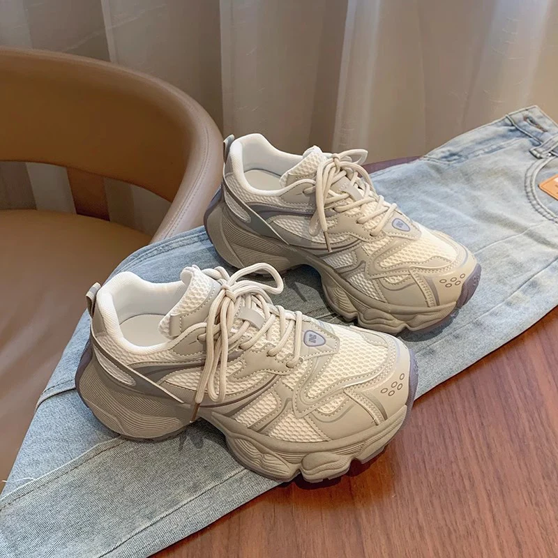 Damen Sportliche Laufschuhe mit atmungsaktiver Netzstruktur und dämpfender Sohle Heidi Mode - Image 4