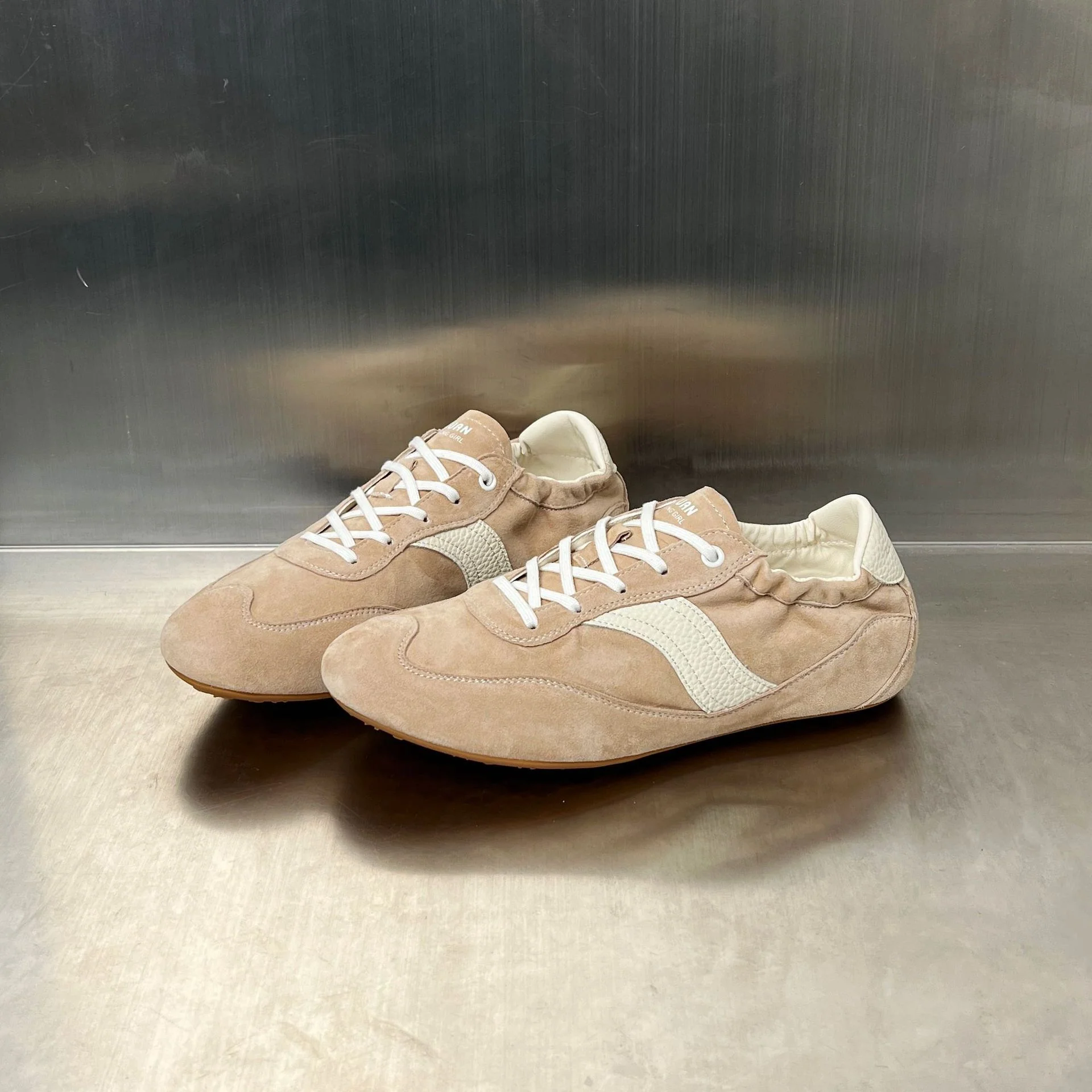 Damen Sportliche Lifestyle-Schuhe aus weichem Wildleder mit atmungsaktivem Futter Heidi Mode - Image 8