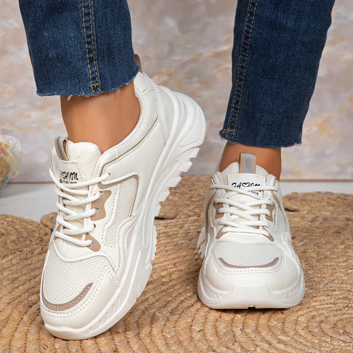 Damen Sportliche Lifestyle-Sneaker mit ergonomischer Dämpfung und luftiger Mesh-Oberfläche Heidi Mode - Image 2