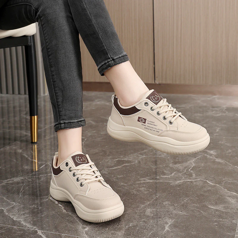 Damen Sportliche Lifestyle-Sneaker mit modischem Design und dämpfender Sohle Heidi Mode - Image 3