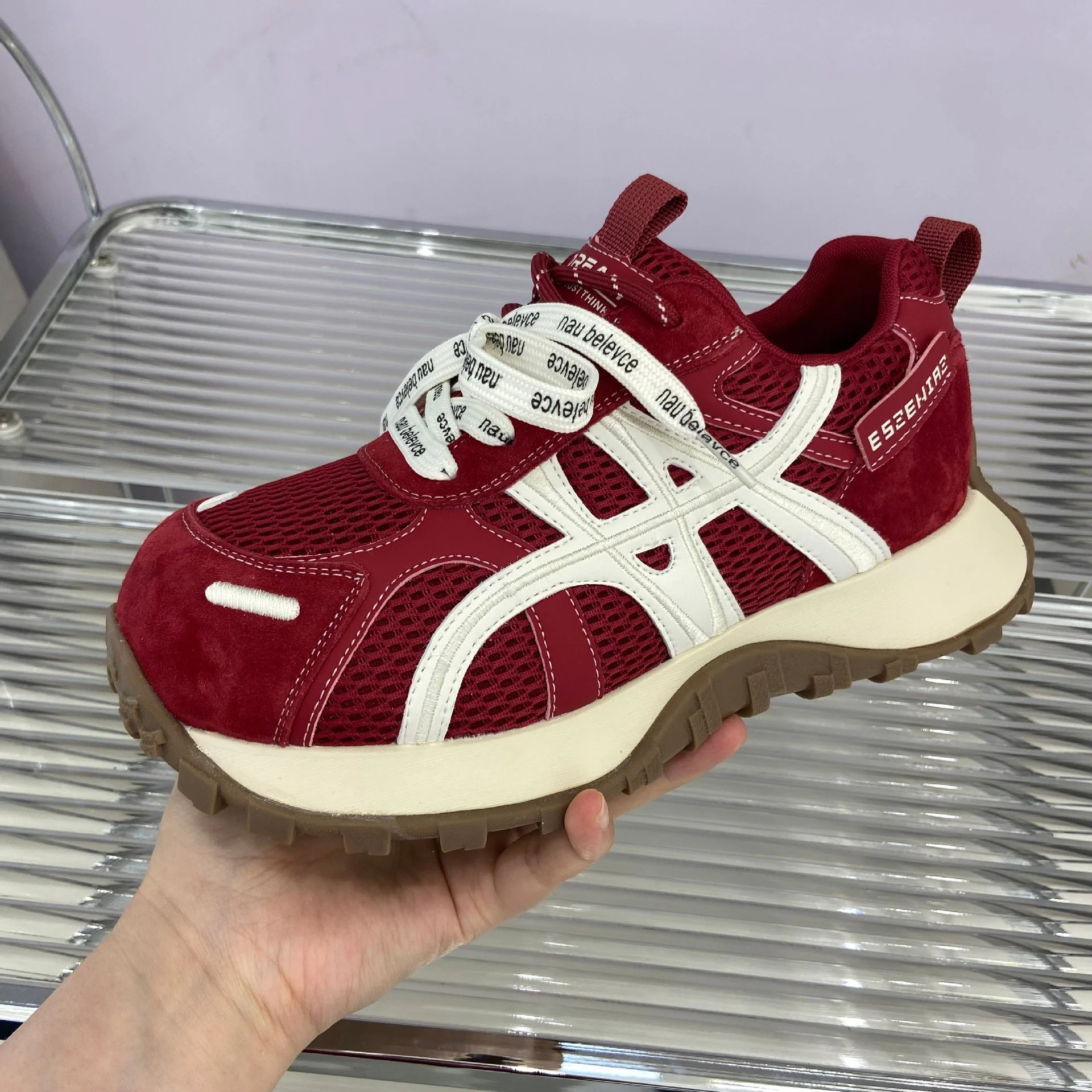 Damen Sportliche Plateau-Sneaker mit atmungsaktiver Mesh-Oberfläche und dämpfender Sohle Heidi Mode