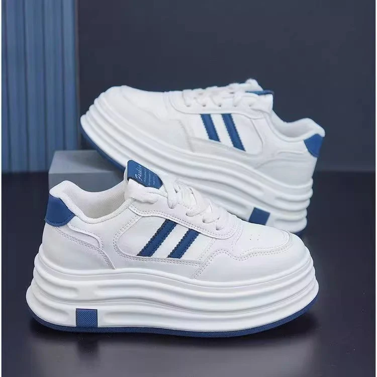 Damen Sportliche Plateau-Sneaker mit individuell gestalteter Profilsohle Heidi Mode