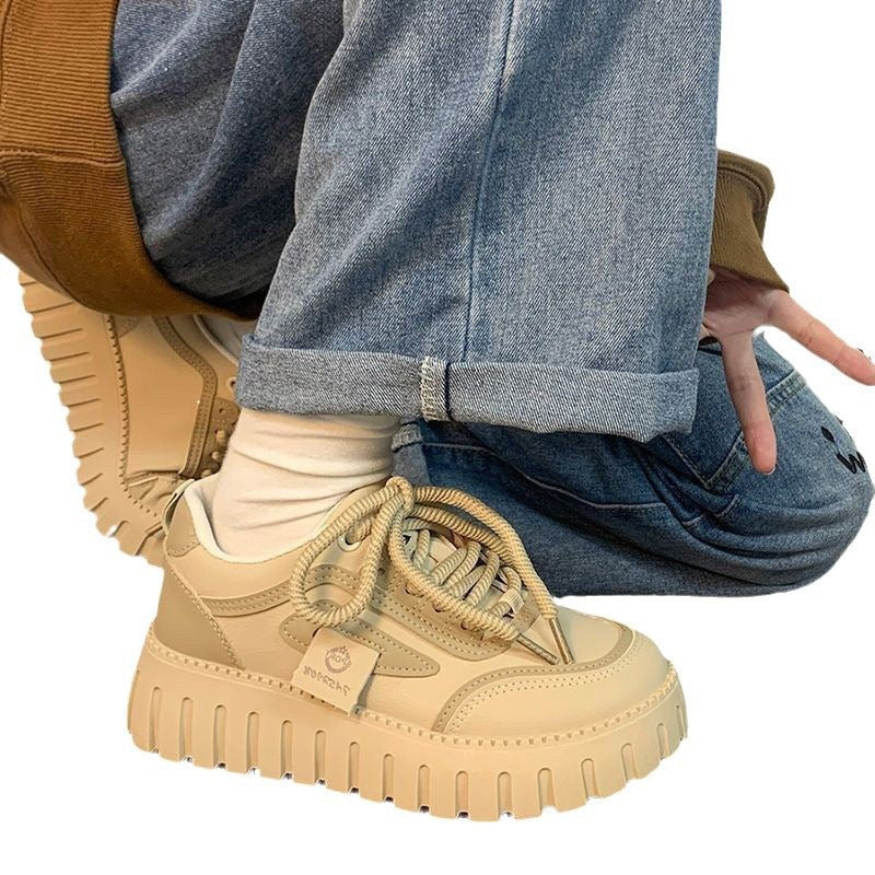 Damen Sportliche Plateau Sneaker mit modernes Design Heidi Mode - Image 5