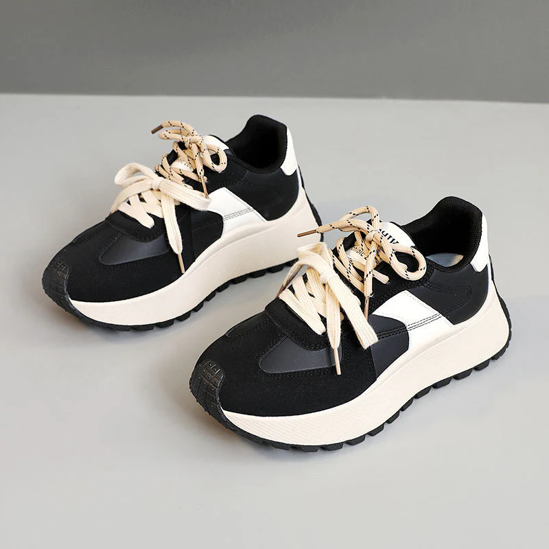 Damen Sportliche Plateau-Sneaker mit modischem Design und atmungsaktiver Oberflächenstruktur Heidi Mode - Image 9