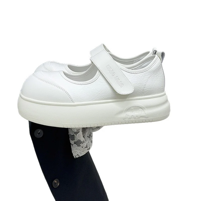 Damen Sportliche Plateau-Sneaker mit verstellbarem Klettverschluss und stylischem Obermaterial Heidi Mode - Image 5