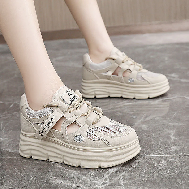 Damen Sportliche Plateau Sneakers mit atemberaubendem Design und verstellbarem Klettverschluss Heidi Mode - Image 3