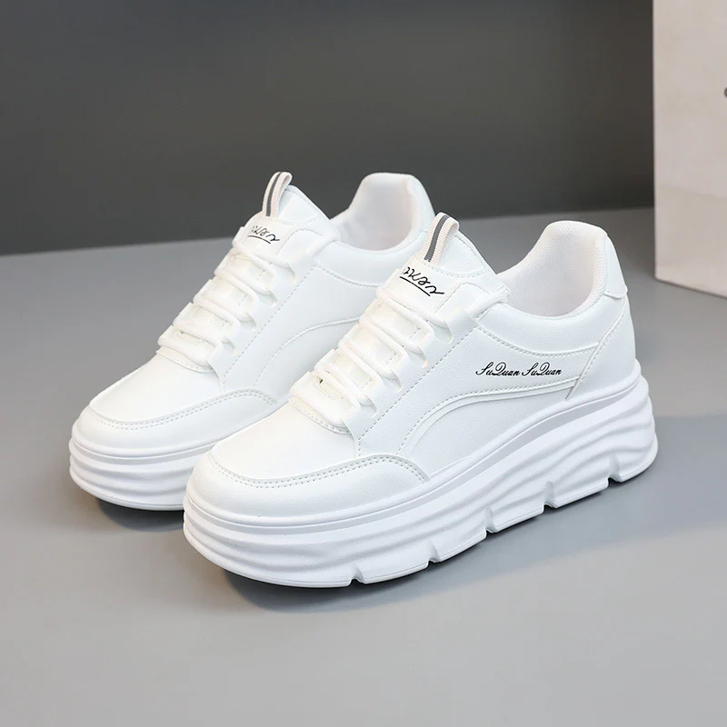 Damen Sportliche Plateau Sneakers mit atmungsaktiver Oberflächenstruktur und dämpfender Laufsohle Heidi Mode - Image 2