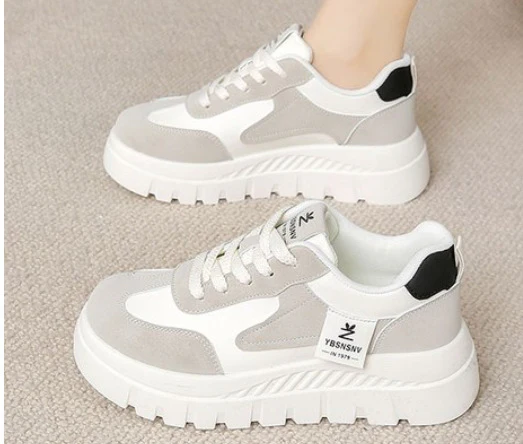 Damen Sportliche Plateau-Sneakers mit komfortabler Polsterung und robustem Obermaterial Heidi Mode - Image 5