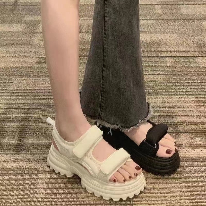 Damen Sportliche Sandalen mit verstellbaren Klettverschlüssen Heidi Mode - Image 2