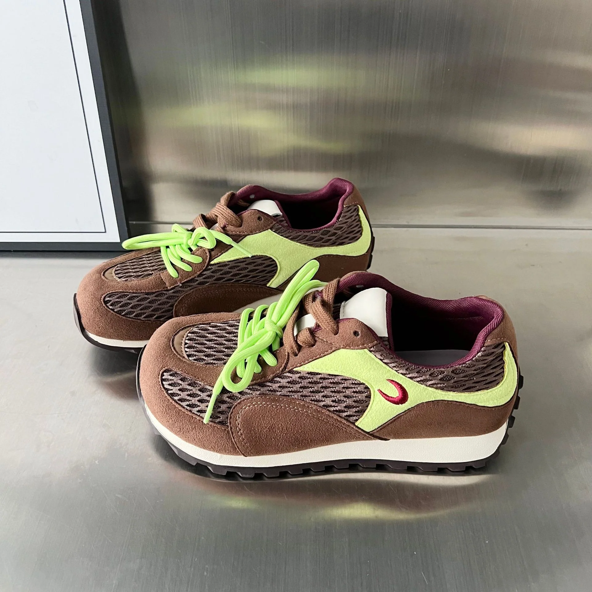 Damen Sportliche Schnürschuhe mit atmungsaktivem Mesh-Obermaterial und rutschfester Sohle Heidi Mode - Image 6