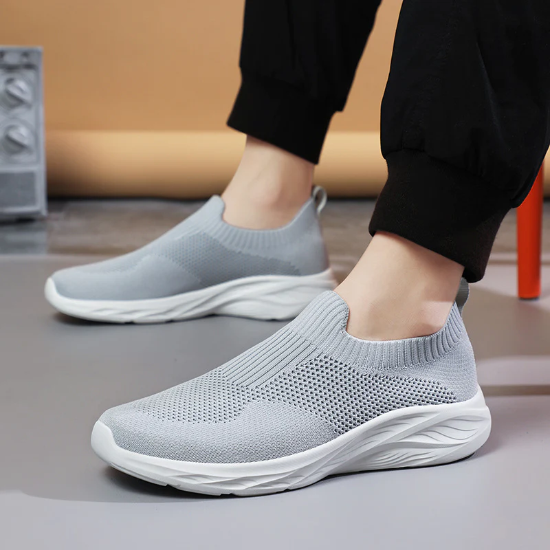 Damen Sportliche Slip-On Sneakers mit atmungsaktivem Design Heidi Mode - Image 4
