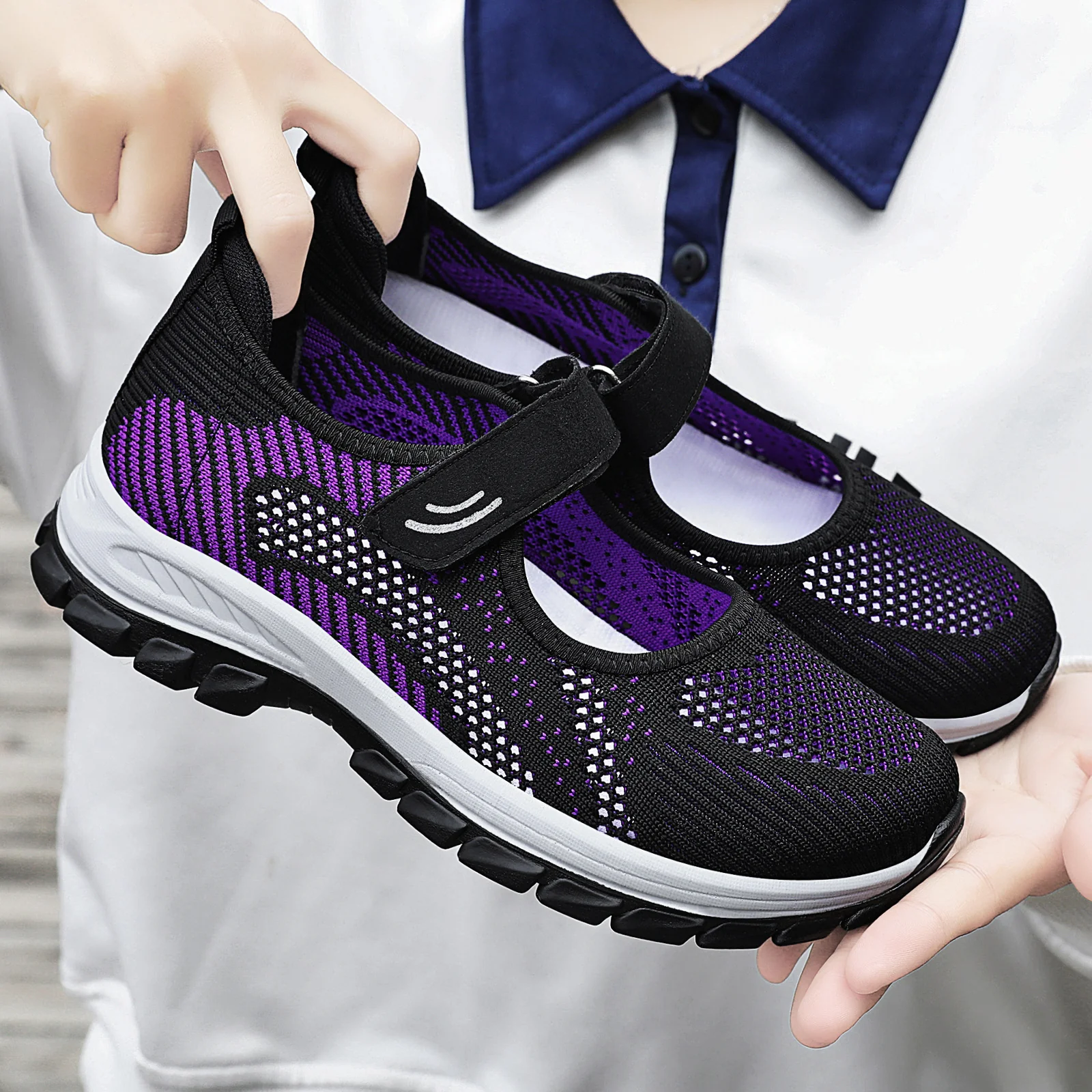 Damen Sportliche Slip-On Sneakers mit verstellbarem Klettverschluss und atmungsaktivem Obermaterial Heidi Mode - Image 2