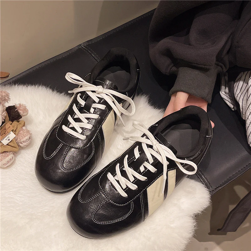 Damen Sportliche Sneaker aus hochwertigem Leder mit ergonomischer Sohle Heidi Mode - Image 2