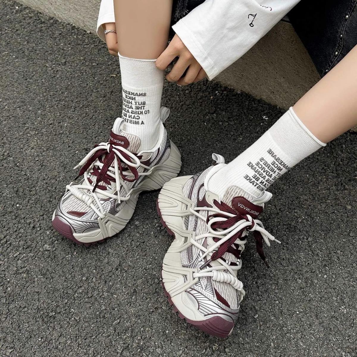 Damen Sportliche Sneaker mit atmungsaktivem Obermaterial und dämpfender Sohle Heidi Mode - Image 2