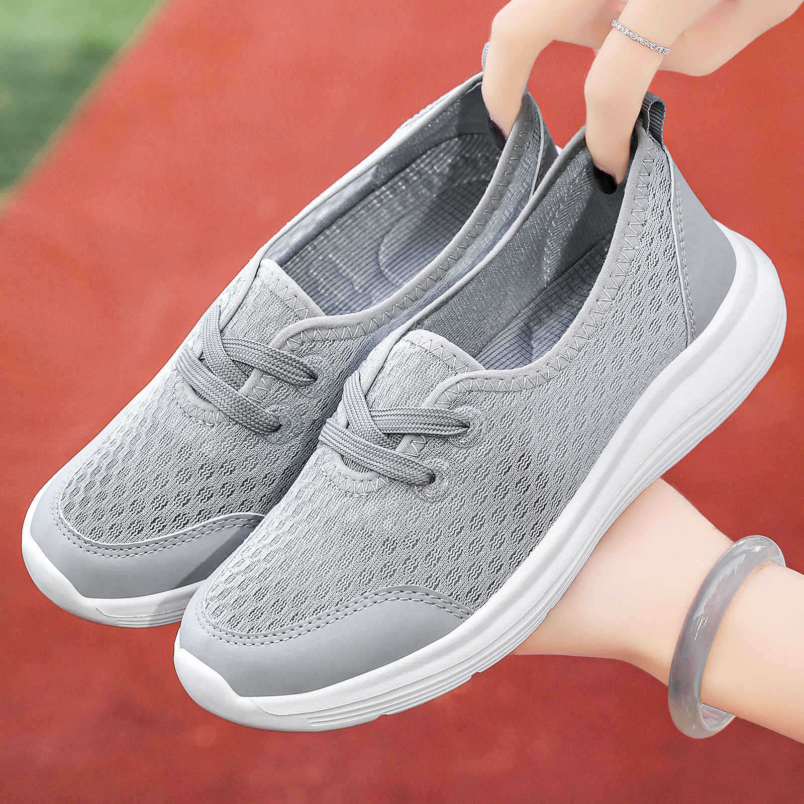 Damen Sportliche Sneaker mit atmungsaktivem Obermaterial und dämpfender Sohle Heidi Mode - Image 2