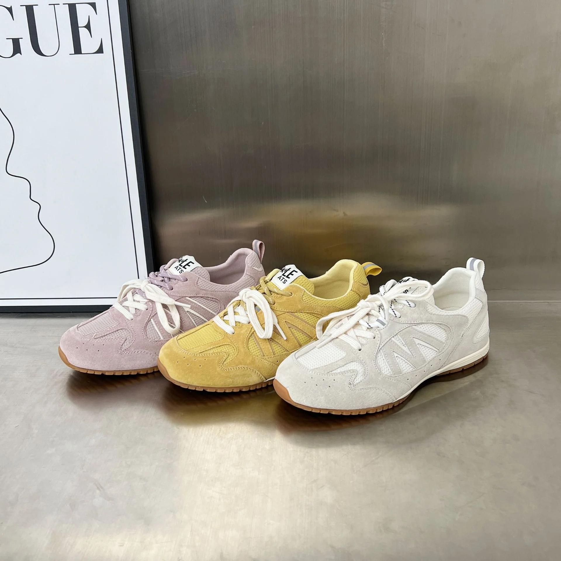 Damen Sportliche Sneaker mit atmungsaktivem Obermaterial und gepolstertem Fußbett Heidi Mode - Image 3