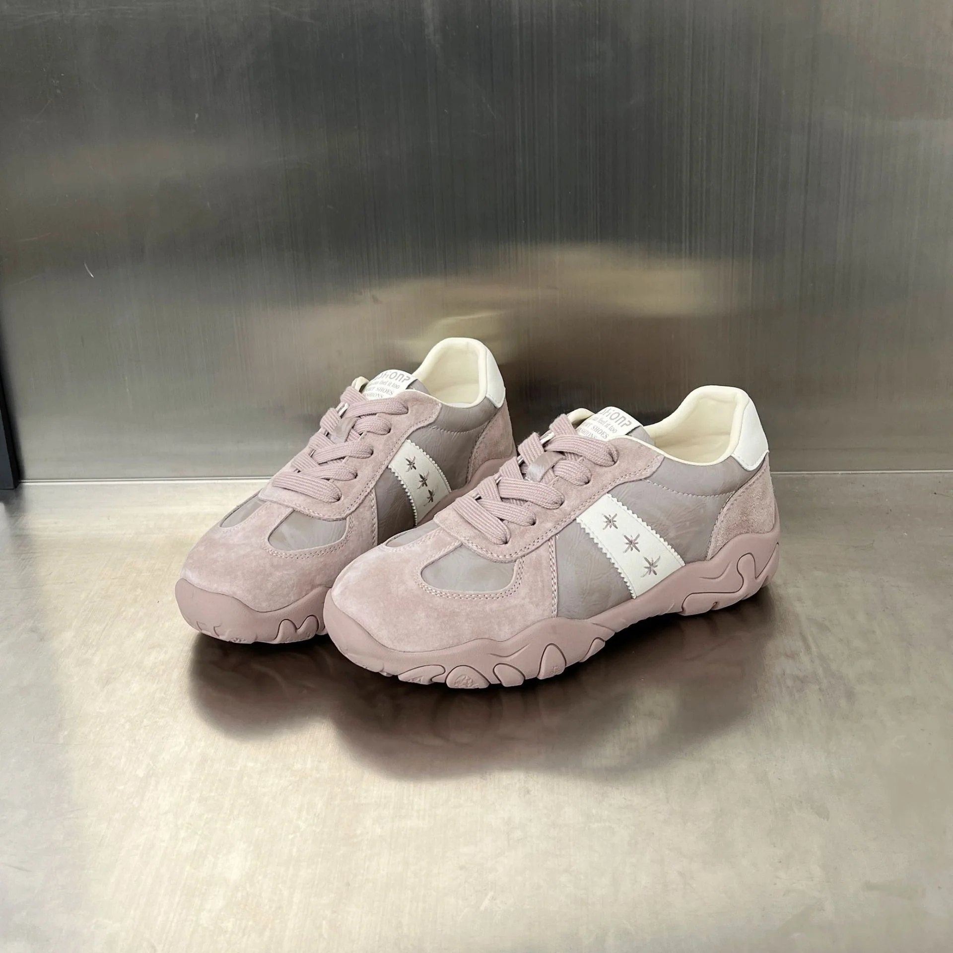 Damen Sportliche Sneaker mit atmungsaktivem Obermaterial und innovativer Dämpfungstechnologie Heidi Mode - Image 6