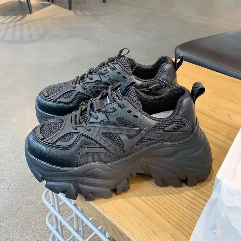Damen Sportliche Sneaker mit atmungsaktiver Mesh-Oberfläche Heidi Mode - Image 4