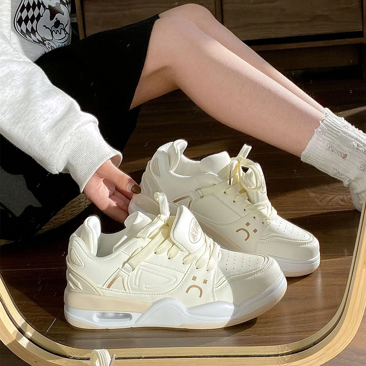 Damen Sportliche Sneaker mit atmungsaktiver Mesh-Oberfläche und integrierter Dämpfung Heidi Mode - Image 6
