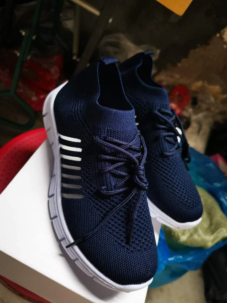 Damen Sportliche Sneaker mit atmungsaktiver Netzstruktur und rutschfester Sohle Heidi Mode - Image 11