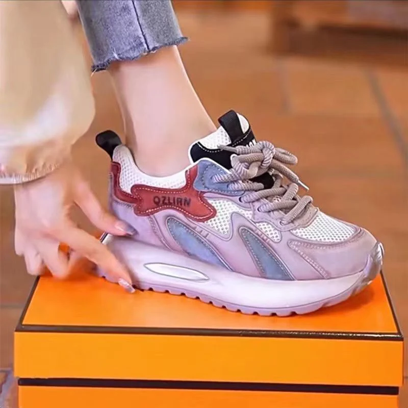 Damen Sportliche Sneaker mit atmungsaktiver Oberfläche und dämpfendem Sohlenprofil Heidi Mode - Image 4