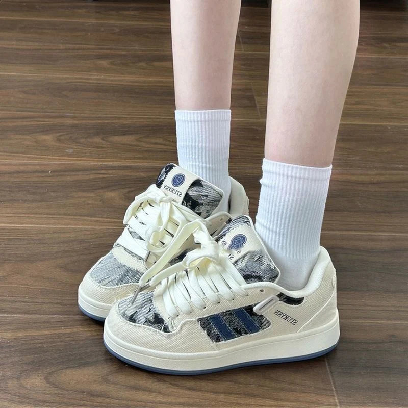 Damen Sportliche Sneaker mit atmungsaktiver Oberflächenstruktur und modischem Design Heidi Mode