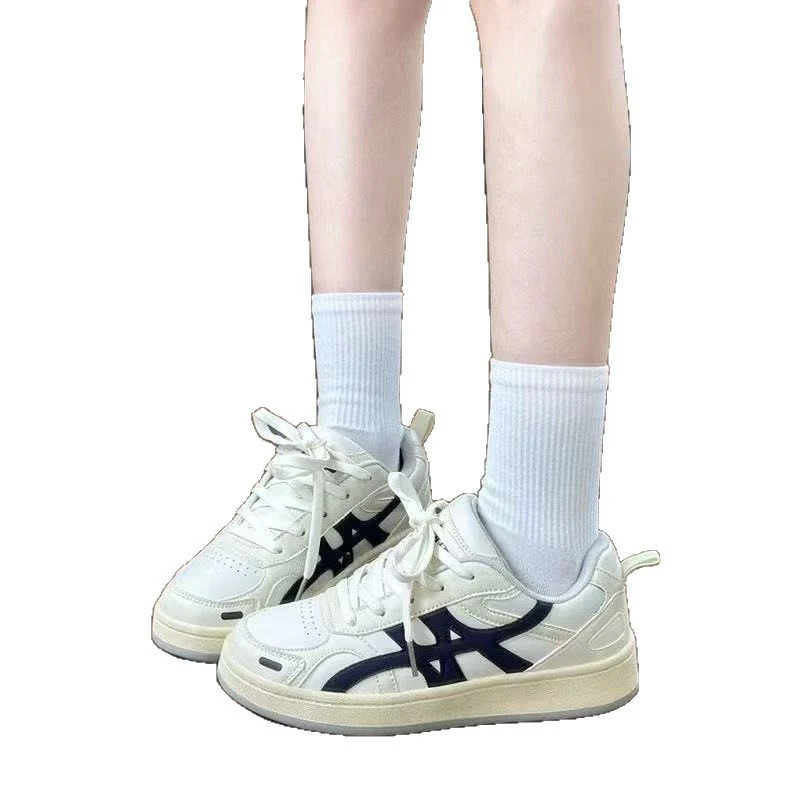 Damen Sportliche Sneaker mit atmungsaktiver Obermaterialkombination und dämpfender Sohle Heidi Mode - Image 5