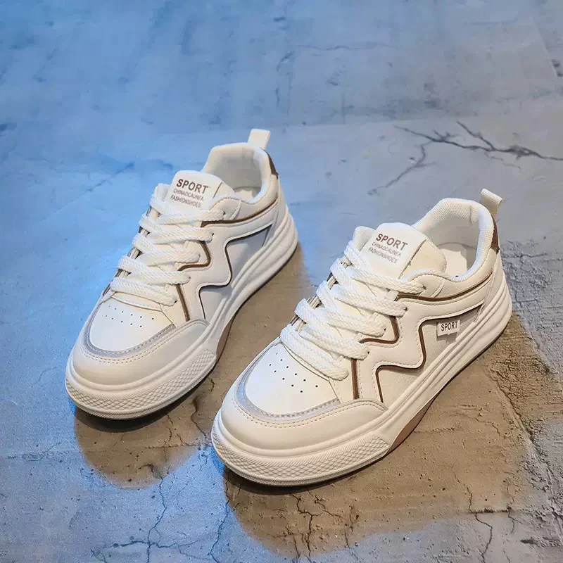 Damen Sportliche Sneaker mit dämpfendem Fußbett und atmungsaktiver Oberfläche Heidi Mode - Image 3