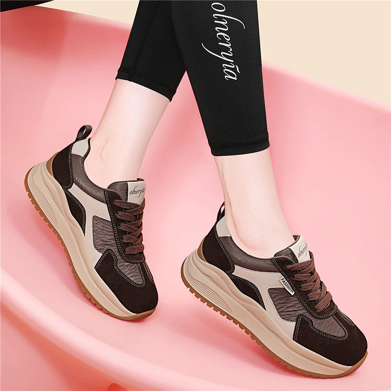 Damen Sportliche Sneaker mit dämpfender Laufsohle und atmungsaktiver Oberfläche Heidi Mode - Image 3