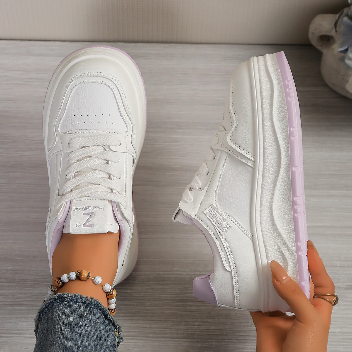 Damen Sportliche Sneaker mit dämpfender Laufsohle und modischem Design Heidi Mode - Image 4