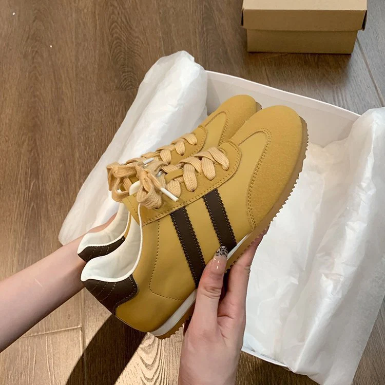 Damen Sportliche Sneaker mit elastischem Schnürsystem und rutschfester Sohle Heidi Mode - Image 7