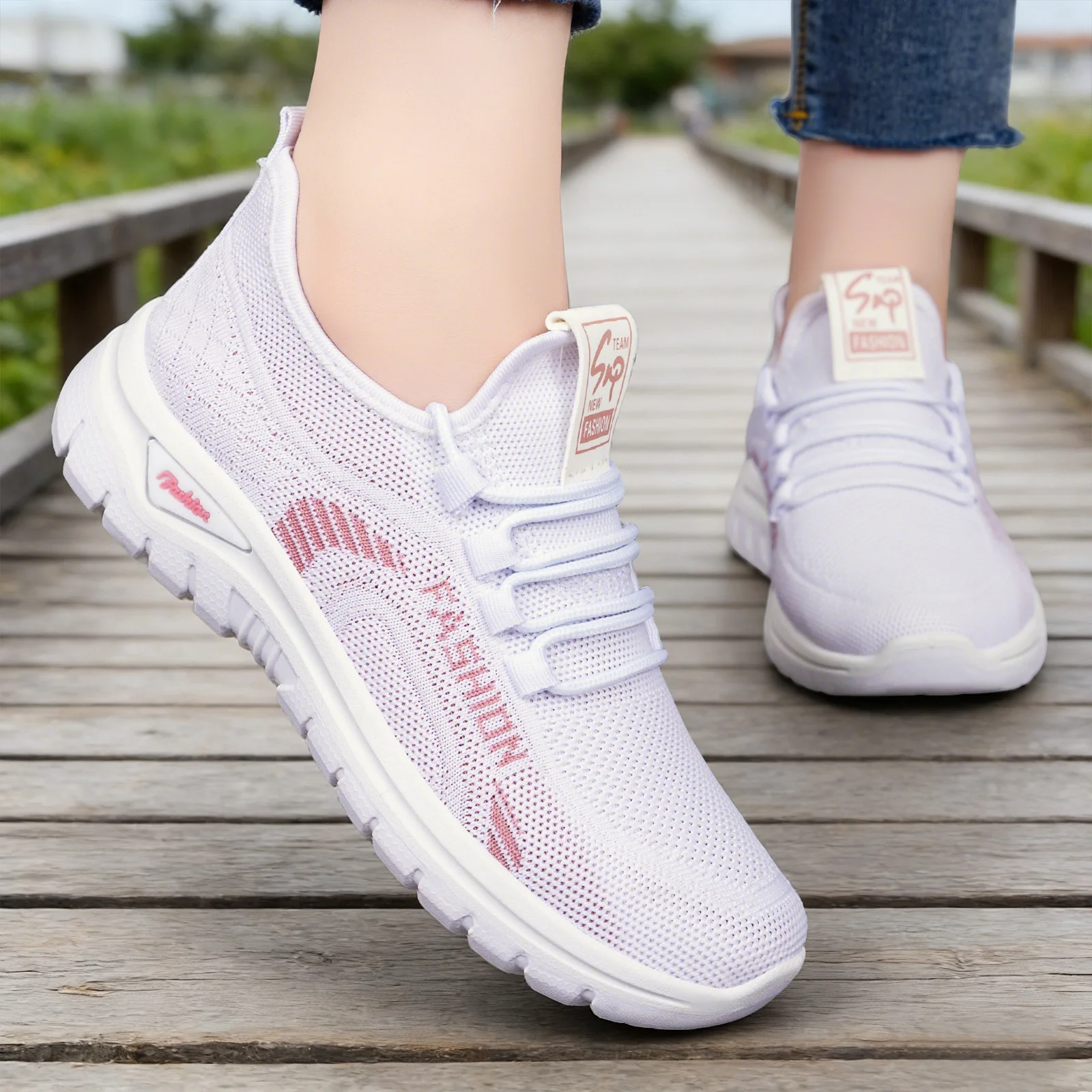 Damen Sportliche Sneaker mit elastischem Strickoberteil und dämpfender Sohle Heidi Mode - Image 2