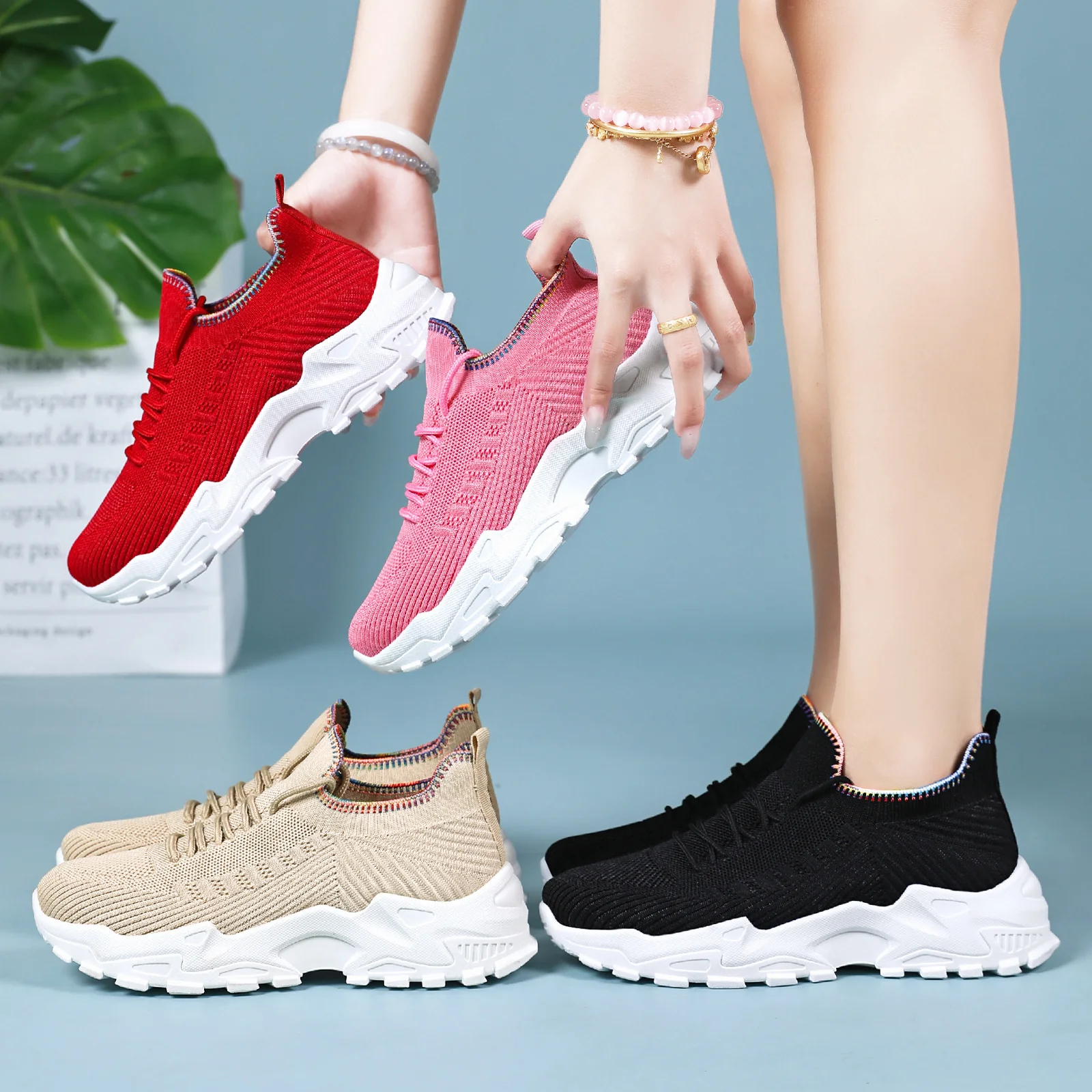 Damen Sportliche Sneaker mit elastischem Strickoberteil und dämpfender Sohle Heidi Mode - Image 4