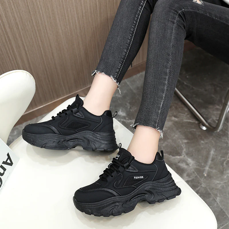 Damen Sportliche Sneaker mit ergonomischer Dämpfung und atmungsaktiver Mesh-Oberfläche Heidi Mode - Image 4