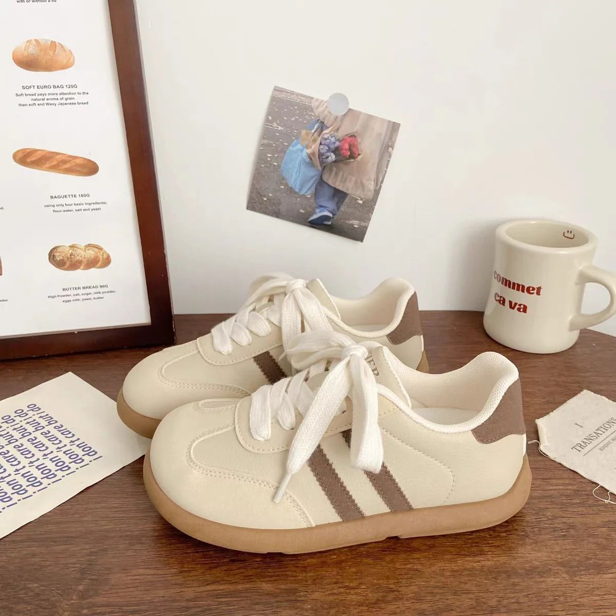 Damen Sportliche Sneaker mit gepolsterter Innensohle und rutschfester Sohle Heidi Mode - Image 7